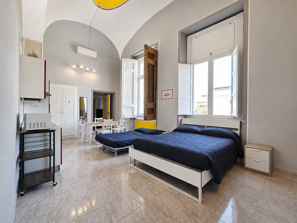 Camera Napoli — Villa Vesuviana
