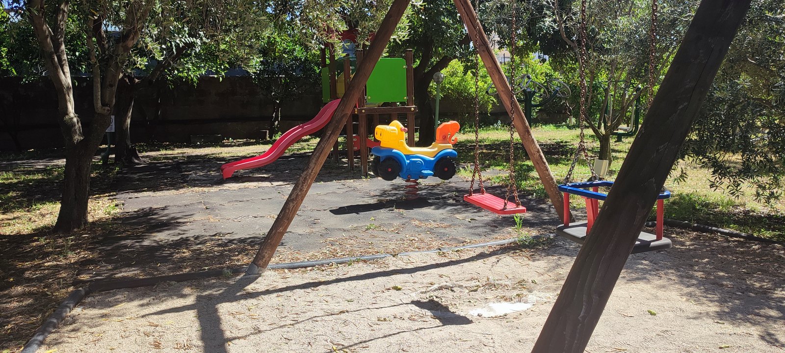 Area giochi nel giardino di Villa Vesuviana